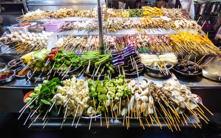 Không thể bỏ qua 5 khu ẩm thực nức tiếng khi du lịch tới Malaysia
