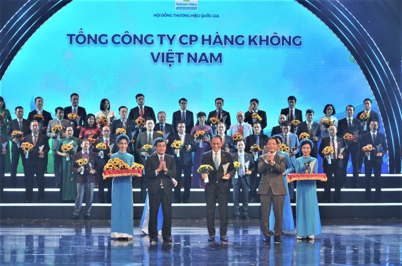 Tổng giám đốc Tổng công ty Hàng không Việt Nam với ông Lê Hồng Hà